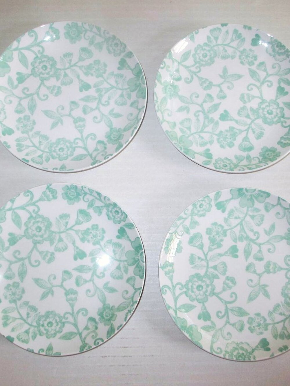 Godinger Dusty Floral Salad Claro Plates 4 x Set Mint Green 6.5" Diameter New